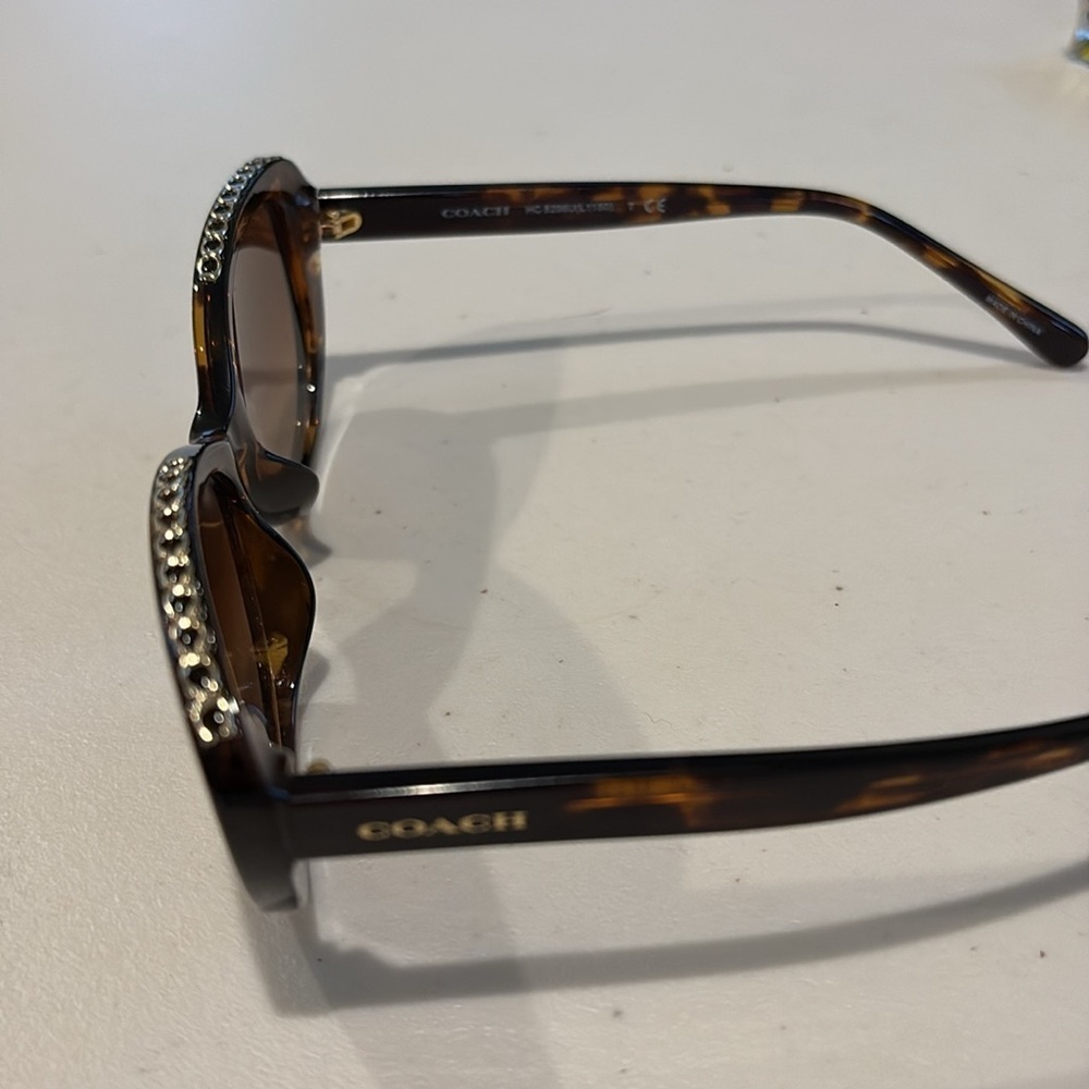 Coach - HC8296U - 512074 56-16-140. Dark Tortoise - women’s sunglasses. - Picture 10 of 10
